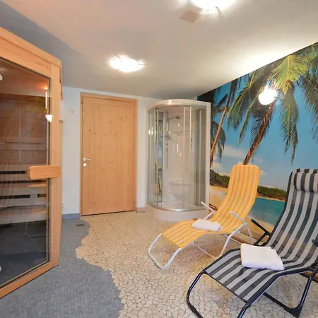 Comfy In With Sauna, Terrace, Bbq Burg Reuland